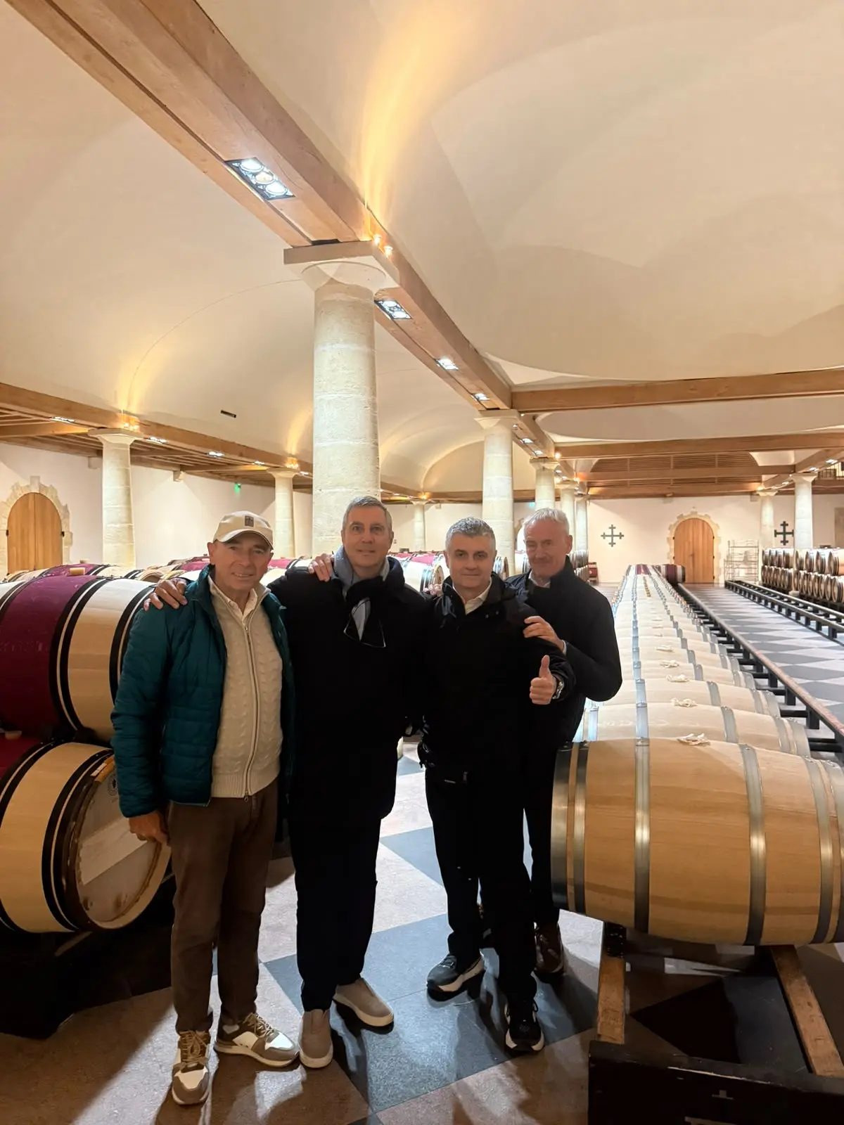I quattro viaggiatori riuniti nel Grand Chai di La Mission Haut-Brion